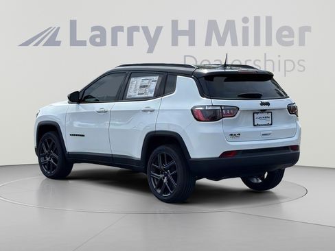 New 2026 Jeep Compass Limited AWD/4WD image 4