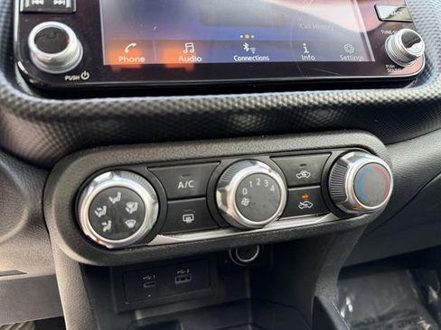 Used 2024 Nissan Kicks SV FWD image 20