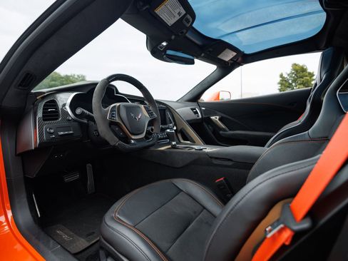 Used 2019 Chevrolet Corvette ZR1 RWD image 38