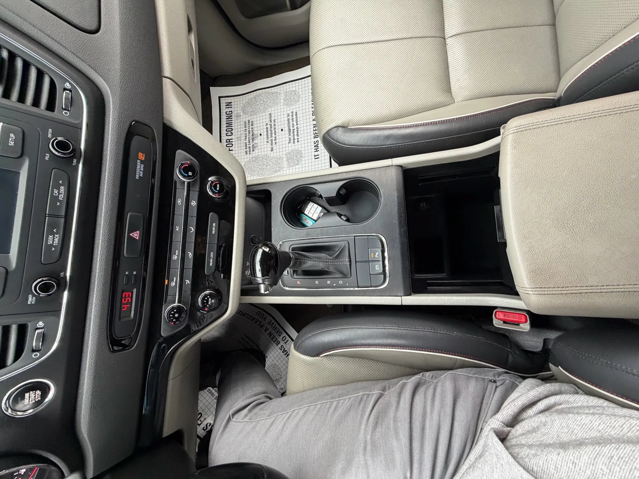 Used 2016 Kia Sedona LX w/ LX Essentials Premium Package FWD image 25