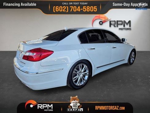 Used 2012 Hyundai Genesis 5.0 image 6