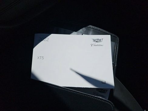 Used 2022 Cadillac XT5 Premium Luxury image 28