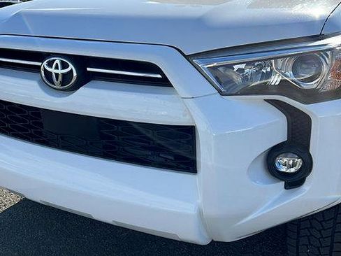 Used 2021 Toyota 4Runner SR5 Premium w/ Moonroof Package image 9