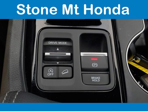 Used 2025 Honda Pilot EX-L image 31