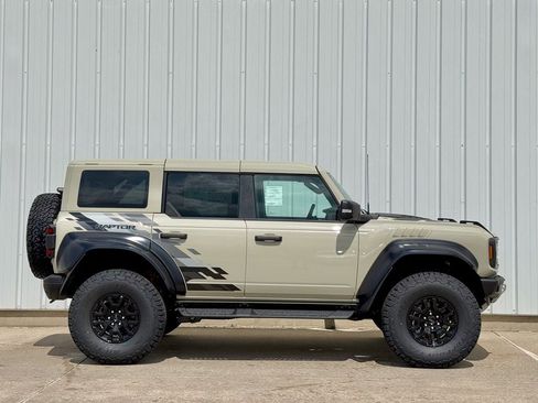 New 2026 Ford Bronco Raptor image 7