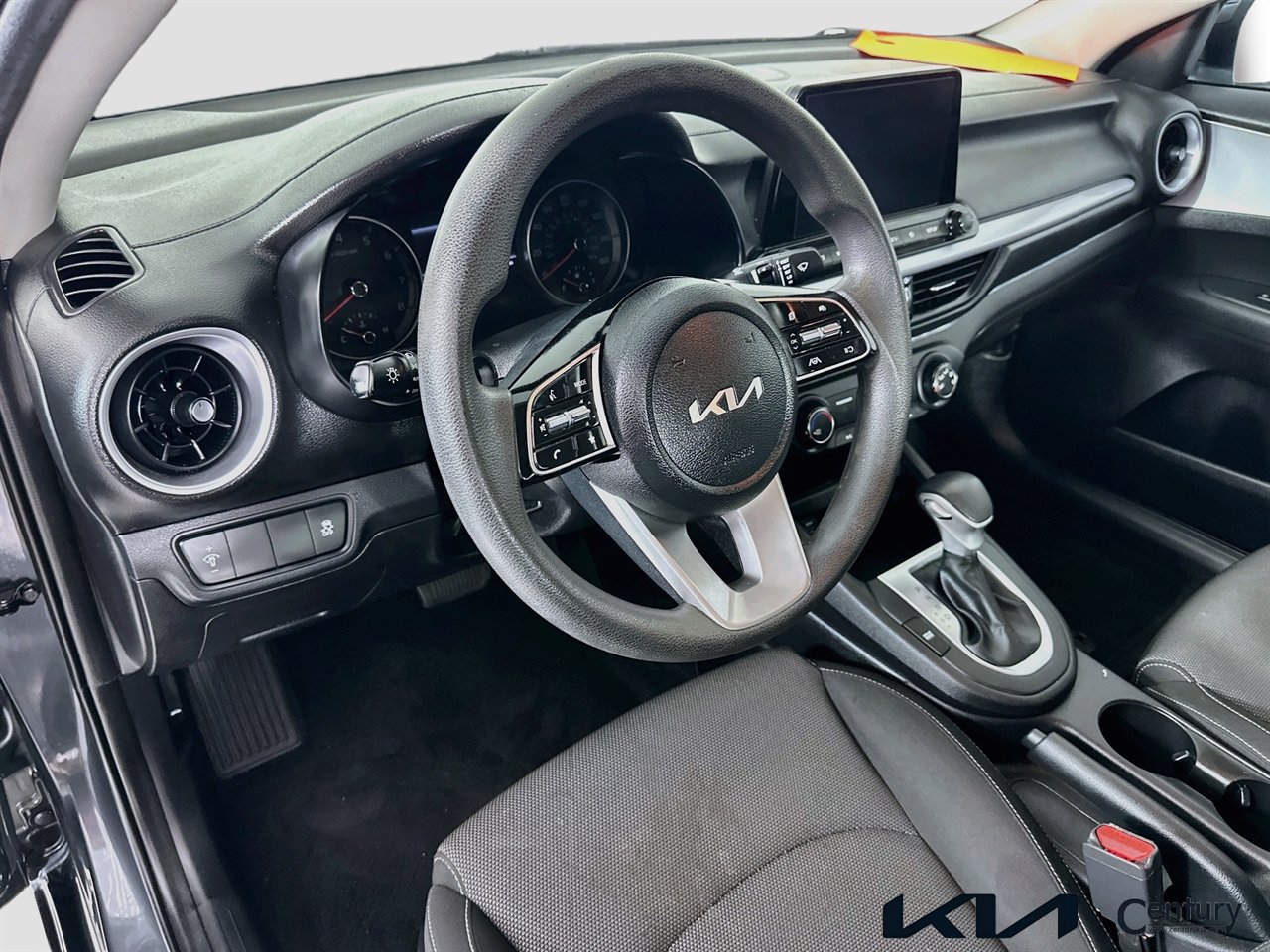 Used 2023 Kia Forte LXS FWD image 9