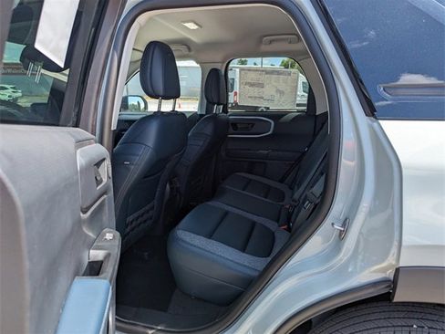 New 2024 Ford Bronco Sport Outer Banks w/ Tech Package AWD/4WD image 18