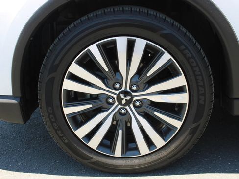 Used 2020 Mitsubishi Outlander SEL FWD image 4