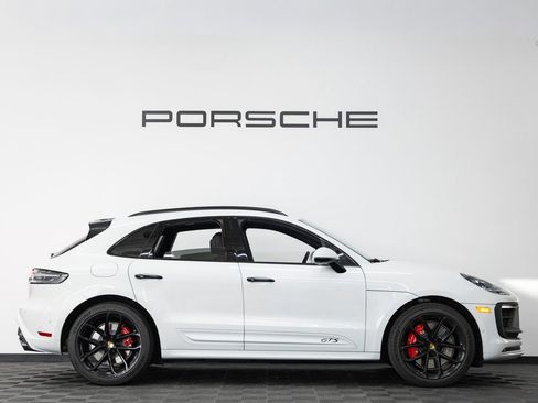 Certified 2026 Porsche Macan GTS AWD/4WD image 8