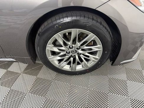 Used 2022 Lexus LS 500 AWD w/ Interior Upgrade Package image 11