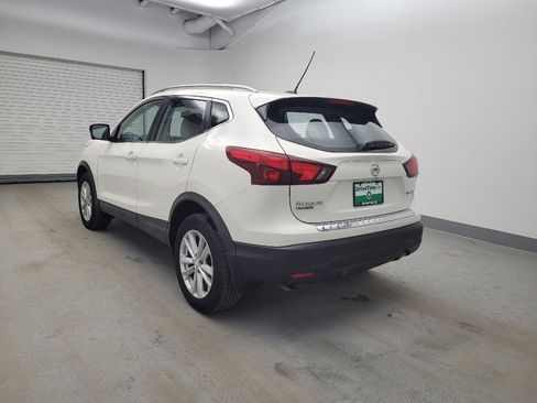 Used 2018 Nissan Rogue Sport SV w/ SV Technology Package image 5