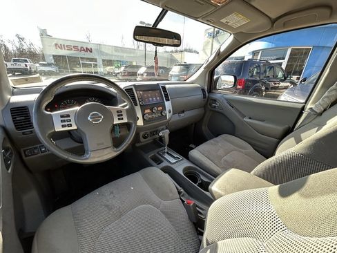 Used 2019 Nissan Frontier SV w/ Value Truck Package image 5