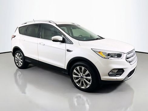 Used 2018 Ford Escape Titanium image 26