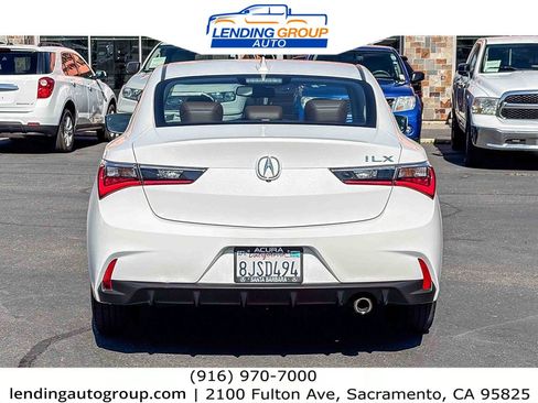 Used 2019 Acura ILX FWD image 3