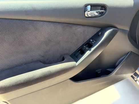 Used 2008 Nissan Altima 2.5 S w/ Convenience Plus Pkg FWD image 12