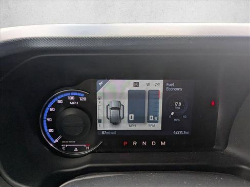 Used 2023 Ford Bronco Outer Banks w/ Sasquatch Package image 11