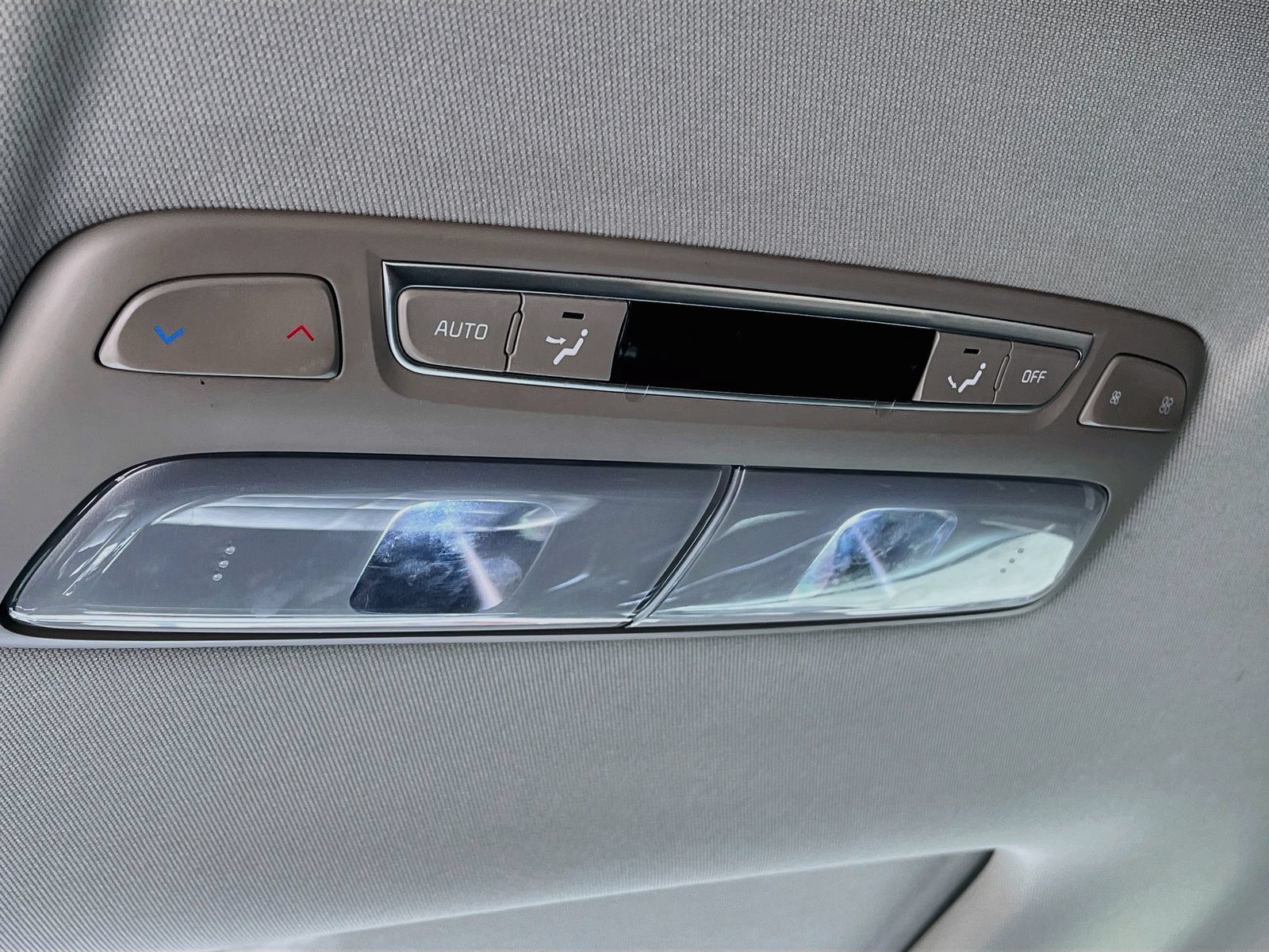 Used 2024 Kia Telluride SX FWD image 27