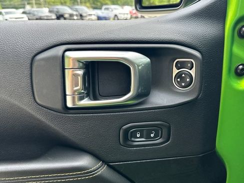 Used 2025 Jeep Gladiator Sport AWD/4WD image 23