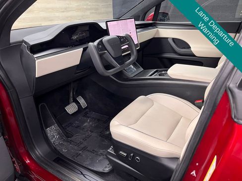 Used 2024 Tesla Model X Plaid AWD/4WD image 3