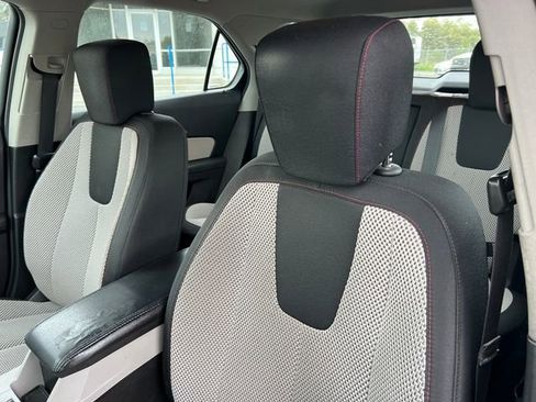 Used 2017 Chevrolet Equinox LS FWD image 11