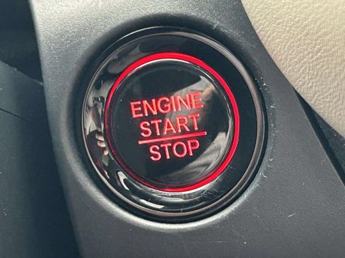 Used 2023 Honda HR-V EX-L image 29