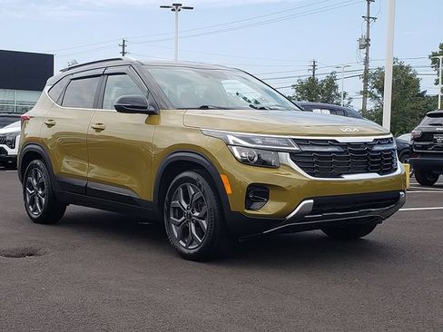 Certified 2024 Kia Seltos S FWD image 8