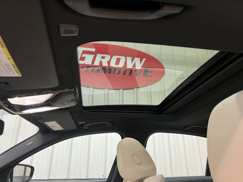 Used 2021 BMW 330i xDrive Sedan w/ Convenience Package image 28