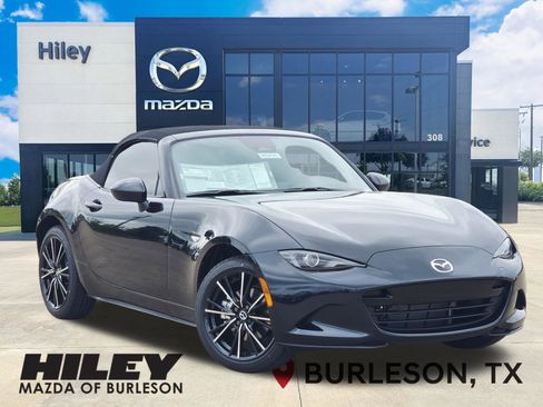 New 2026 MAZDA MX-5 Miata Grand Touring RWD image 2