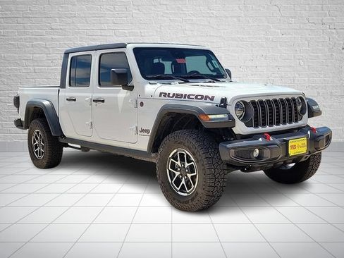 Used 2025 Jeep Gladiator Rubicon AWD/4WD image 6