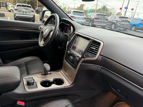 Used 2015 Jeep Grand Cherokee Limited AWD/4WD image 47