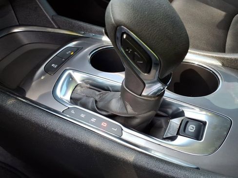 Used 2024 Chevrolet Malibu LT FWD image 24