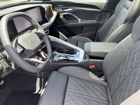 New 2026 Audi SQ5 Prestige AWD/4WD image 11