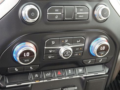 Used 2021 GMC Sierra 1500 SLE image 21