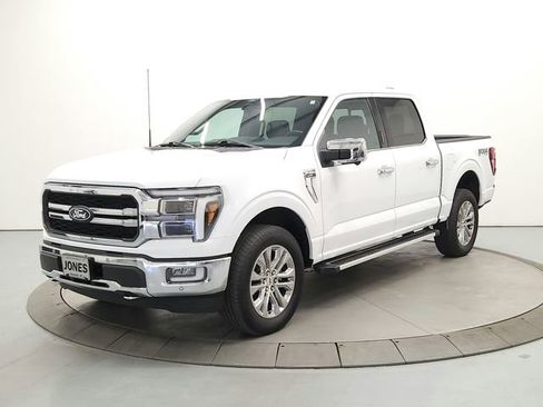 Used 2024 Ford F150 Lariat w/ Tow/Haul Package AWD/4WD image 3