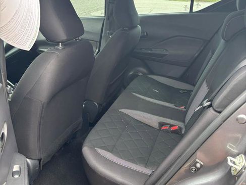 Used 2020 Nissan Kicks S image 6