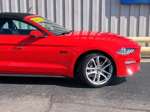 Used 2019 Ford Mustang GT Premium RWD image 22