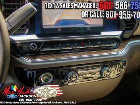 Used 2023 Chevrolet Silverado 1500 LT AWD/4WD image 19