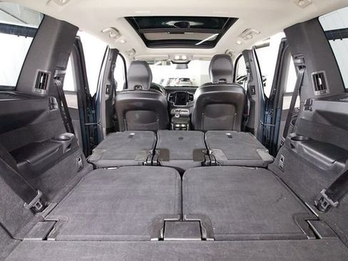 Used 2023 Volvo XC90 B6 Ultimate w/ Protection Package Premier AWD/4WD image 29