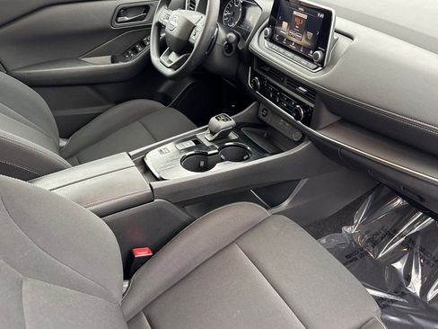 Certified 2026 Nissan Rogue S FWD image 20