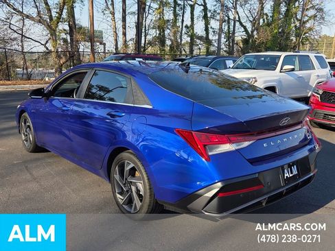 Used 2024 Hyundai Elantra Limited image 3