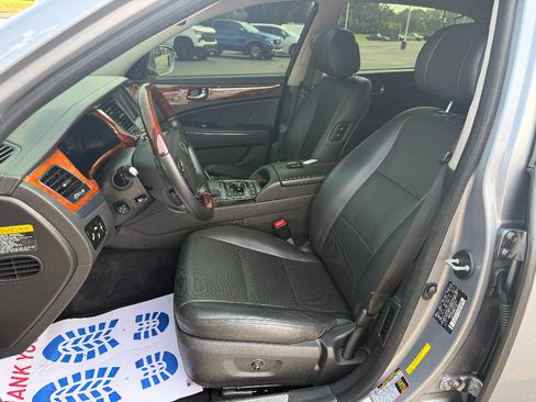 Used 2014 Hyundai Equus Signature RWD image 36