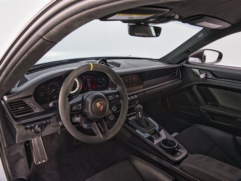 Used 2025 Porsche 911 GT3 RS RWD image 21