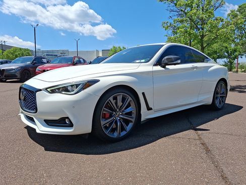 Certified 2022 INFINITI Q60 Red Sport 400 w/ Carbon Fiber Package AWD/4WD image 3