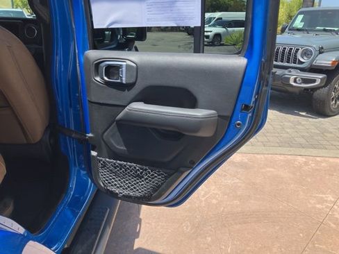 Used 2023 Jeep Wrangler Unlimited Sahara w/ Cold Weather Group AWD/4WD image 24