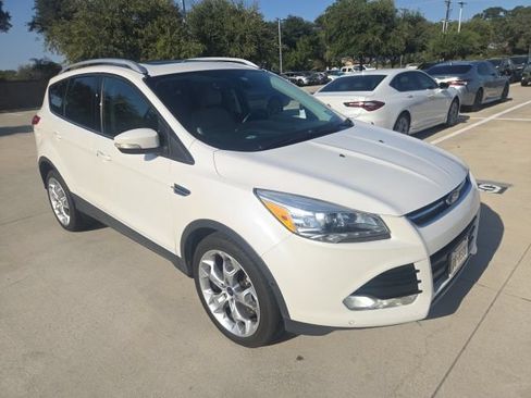 Used 2015 Ford Escape Titanium w/ Equipment Group 301A FWD image 1