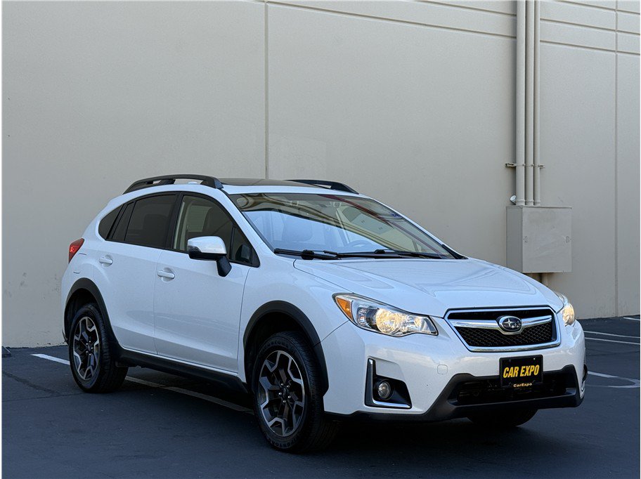 Used 2017 Subaru Crosstrek 2.0i Limited AWD/4WD image 3