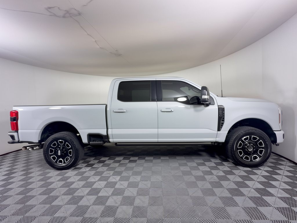 Used 2025 Ford F250 Platinum AWD/4WD image 8
