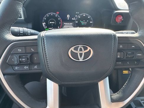 Used 2026 Toyota 4Runner TRD Off-Road AWD/4WD image 13