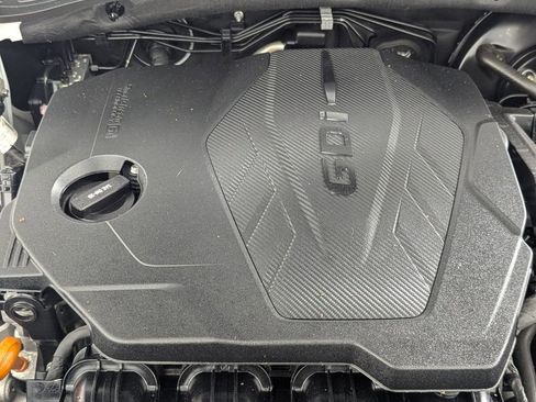 Used 2023 Kia Sportage SX image 10