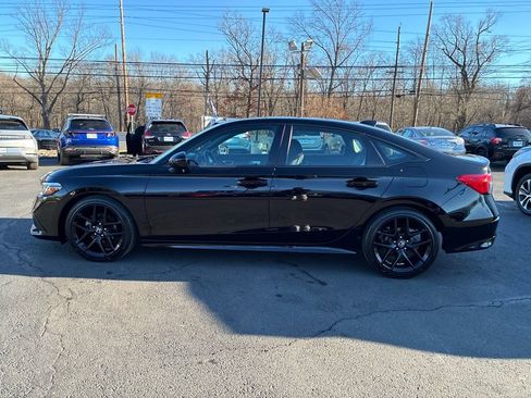 Used 2024 Honda Civic Sport image 4